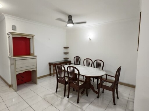 Straits View Condo For Rent