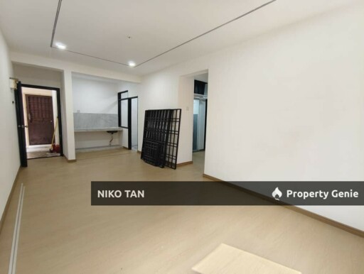 Jalan Cantik Pelangi Indah Flat For Sale