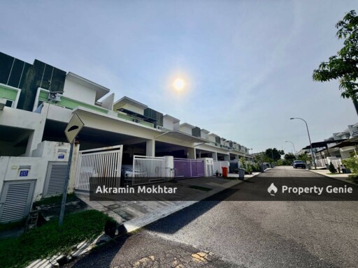 Freehold | Double Storey Superlink, Hijayu 3, Bandar Sri Sendayan, Seremban