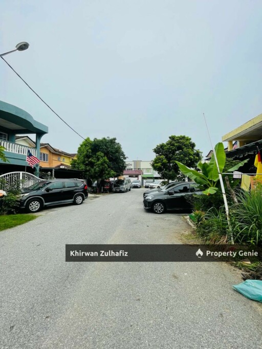 Jalan Adenium Bukit Beruntung Double Storey For Sale
