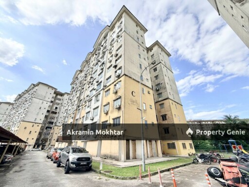 Apartment Bayu Suria, Taman Impian Ehsan, Balakong .