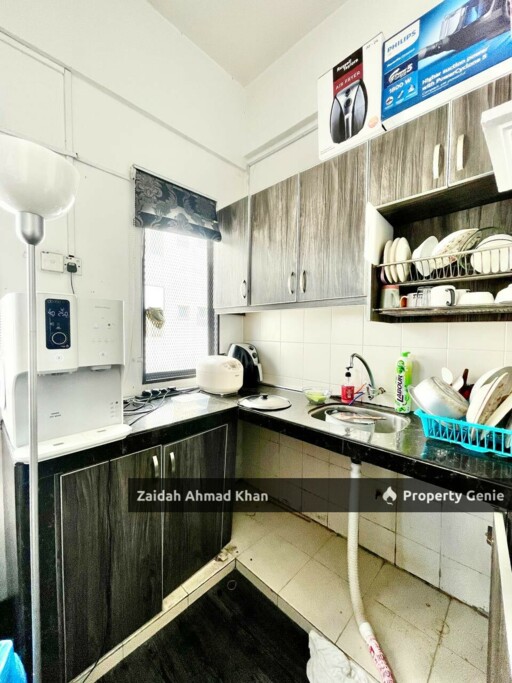 SEKSYEN 7 SHAH ALAM SHOPLOT 3  STOREY FOR SALE JALAN PLUMBUM SEKSYEN 7 SHAH ALAM TENANTED AT 12.8K