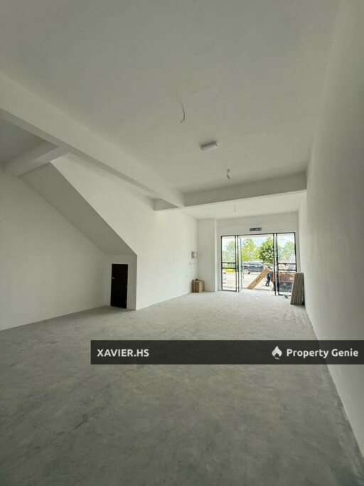 Austin Crest 3 Storey Shoplot