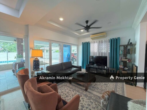 Freehold, Corner Lot & Renovated | Double Storey Banglow, Taman Bukit Cheras, KL