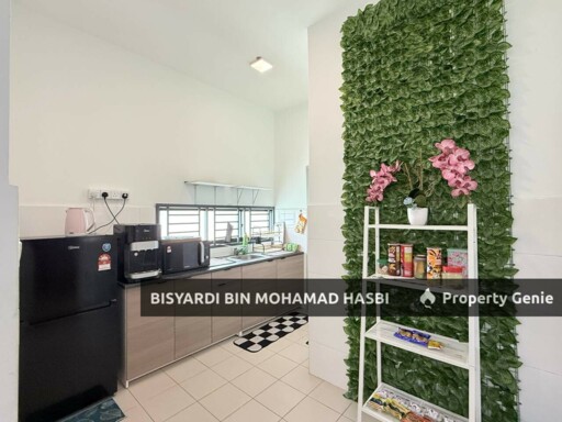 Corner Lot 2 Storey Terrace Dahlia Clover Cahaya Alam, Seksyen U12 Shah Alam.