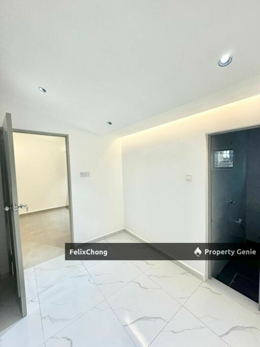 Taman Ungku Tun Aminah 1 Sty Terrace,Jalan Perwira,Skudai,Renovated