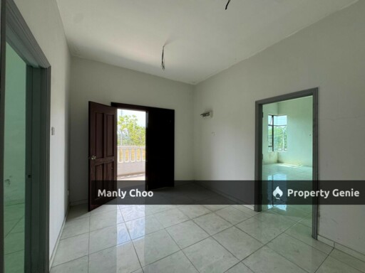 CORNER Double Storey Desa Cheng Perdana Bare Unit Taman Merdeka GJH