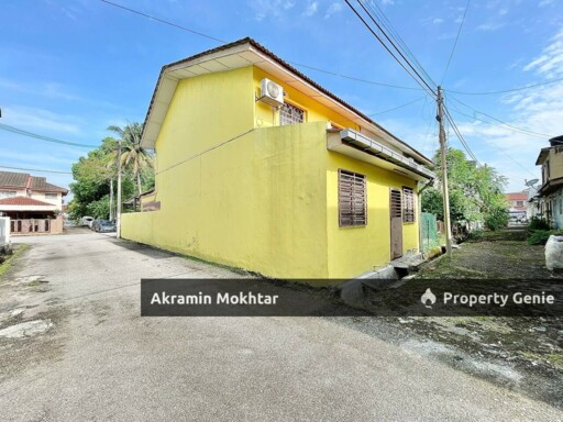 Freehold, End Lot, Facing Open & Extended Kitchen | Double Storey Terrace, Taman Sri Andalas, Klang