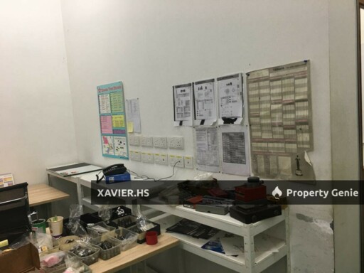 Taman Desa Cemerlang 1. 5 Storey Factory