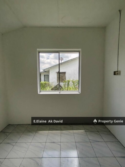 [Corner Unit] Single Storey Terrace @ Taman Malihah - Big Land 5.6pt