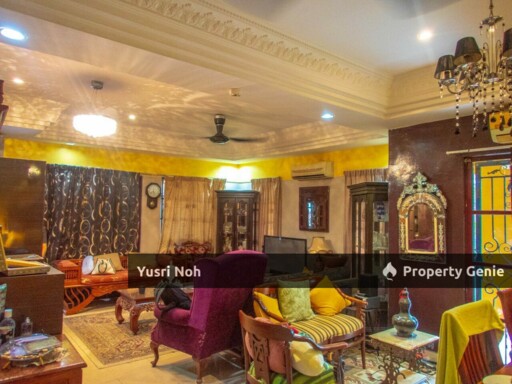URGENT FOR SALE : 2 Storey Terrace House Corner Lot Jalan Adang Bukit Jelutong Shah Alam