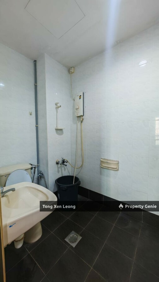 Penthouse Tanjung, Klebang - Spacious 4101 Sqft, Partially-Furnished