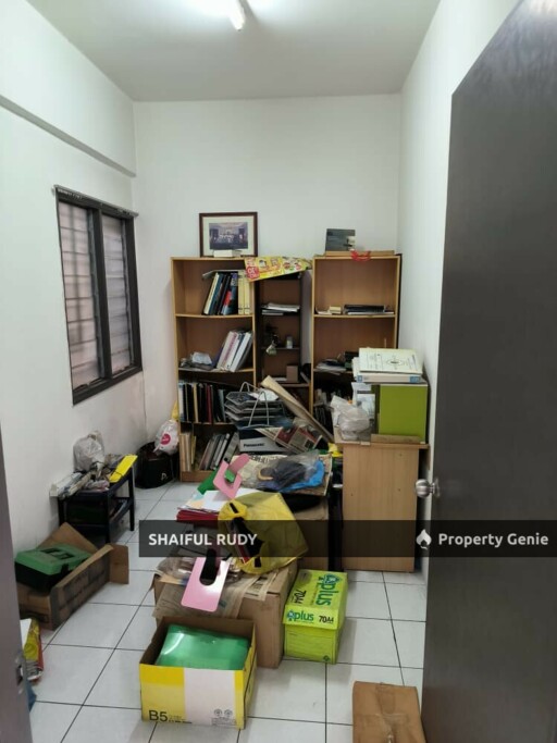 Shoplot Apartment Tingkat 2 Saujana Damansara, Damansara Damai Facing Mainroad