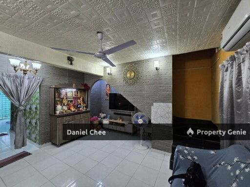 Batang Kali Renovated Double Storey House For Sale