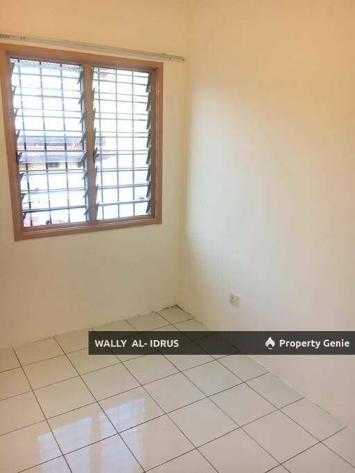 Double Storey Terrace House @ Taman Impian, Bukit Rahman Putra, Sungai Buloh