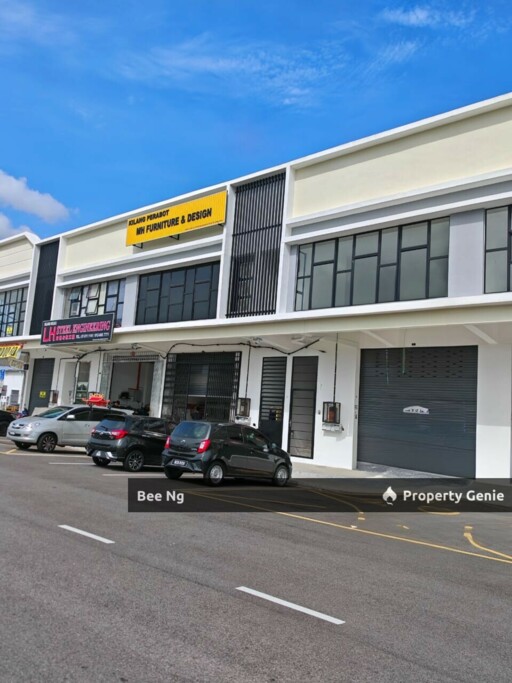 Taman Industry Jaya/1.5 Storey Terrace Factory/Unblock View/Brand New