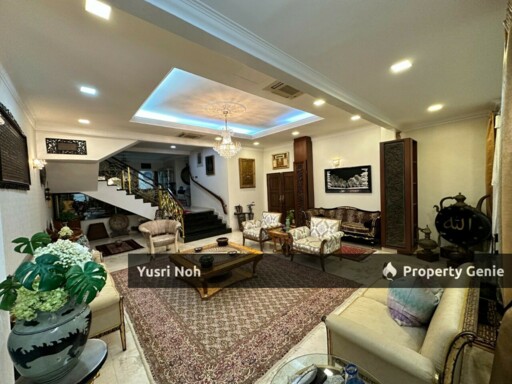 Cornerlot Semi-D SS4 Petaling Jaya - Facing Open, Walk in Condition