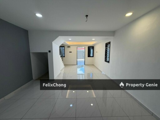 Taman Skudai Baru 2 Sty Low Cost Endlot,Jalan Hang Tuah,Skudai,Renovated