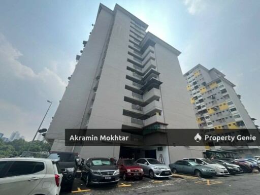 CORNER UNIT, FULL TILES - Perumahan Pantai Permai, Kuala Lumpur