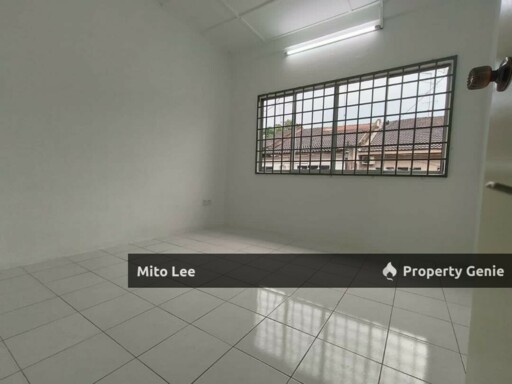 Kulai Below Market Value 2-Storey House for Sale!!
