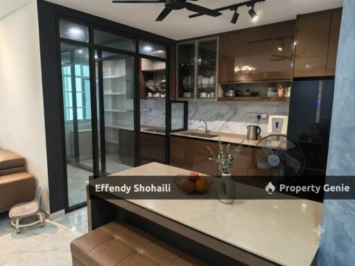 ASTON KIARA 3 CONDO MONT KIARA