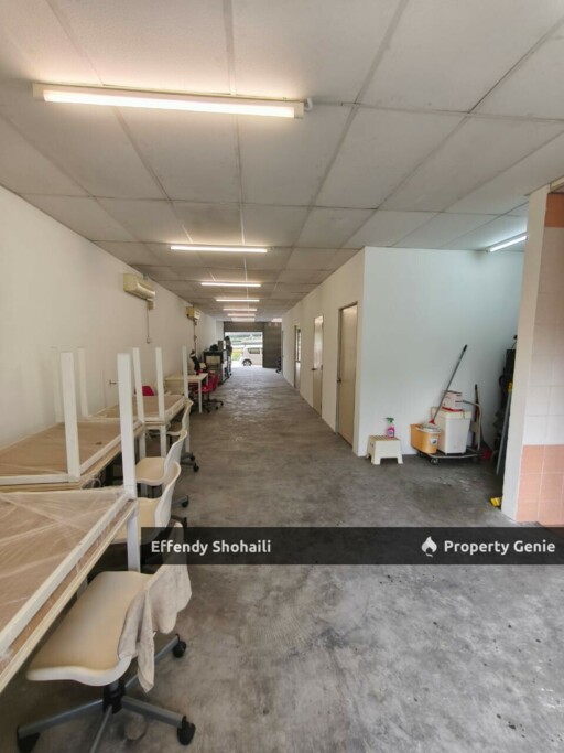 MEDAN SELAYANG SHOP GROUND FLOOR