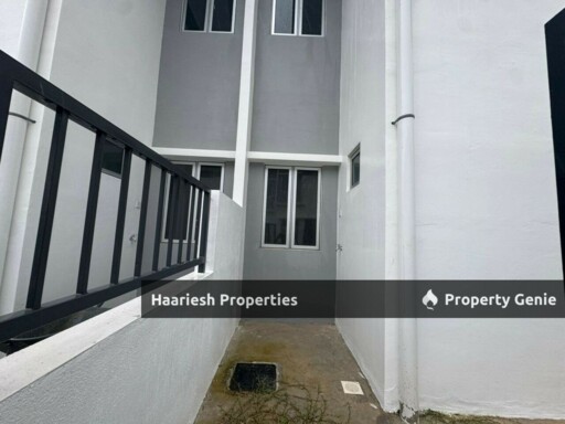 Double Storey House Taman Puncak Warisan