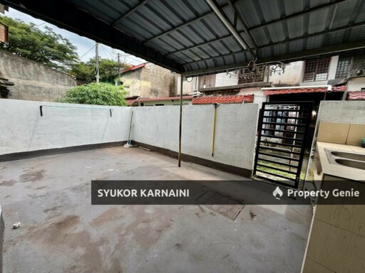 Double Storey Terrace Jalan Daisi, Bukit Sentosa, Rawang