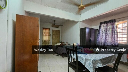 Single Extended Bungalow 4,682sqft 4 Rooms Fully Frunished 43x109 Bumi Lot