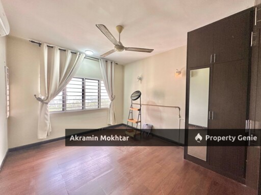 Freehold, Partially Furnished & 1 Parking | Kristal Villa Condominium, Kajang 2