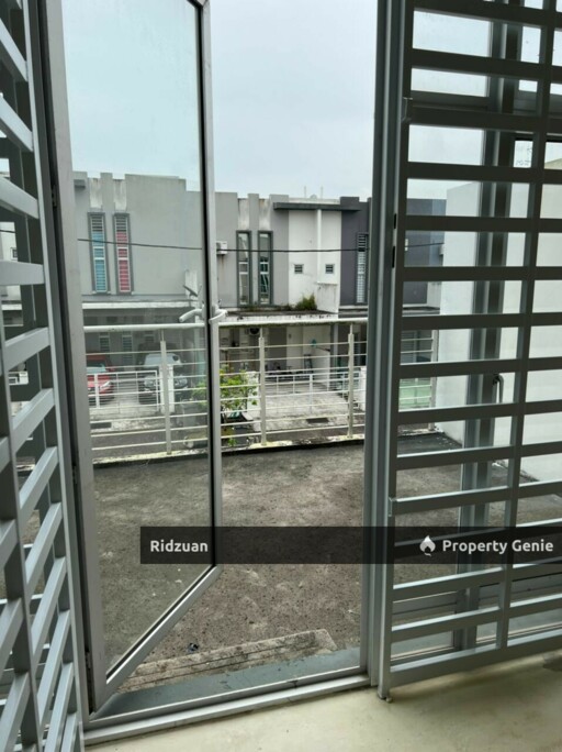 Bandar Layangkasa, Double Storey House For Sale