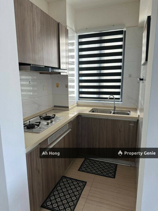 Tampoi / Central Park / 2bedroom / Partially Furnished