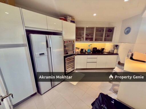 Freehold, Fully Renovated, Partially Furnished & 1 Parking | Robson Condominium Seputeh Kuala Lumpur .