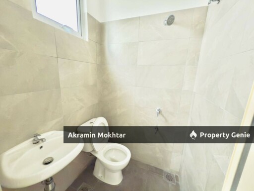 Freehold & Facing Open | 2 Storey Superlink Terrace Frischia Serene Heights, Bangi Kajang Selangor
