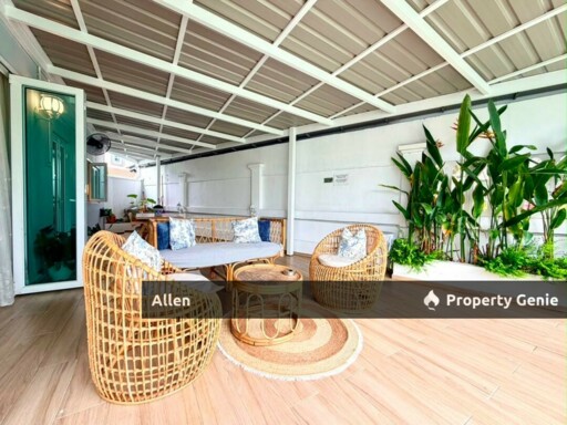 Rare Corner Lot Double-Storey Terrace House @ Mutiara Rini Mutiara Rini 双层排楼稀有角头间