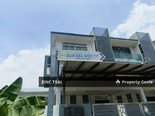 3 Storey Terrace @ Avenue 3 @ Bangi Avenue {Save RM 217,700} 10 mins Drive to KTM Bangi