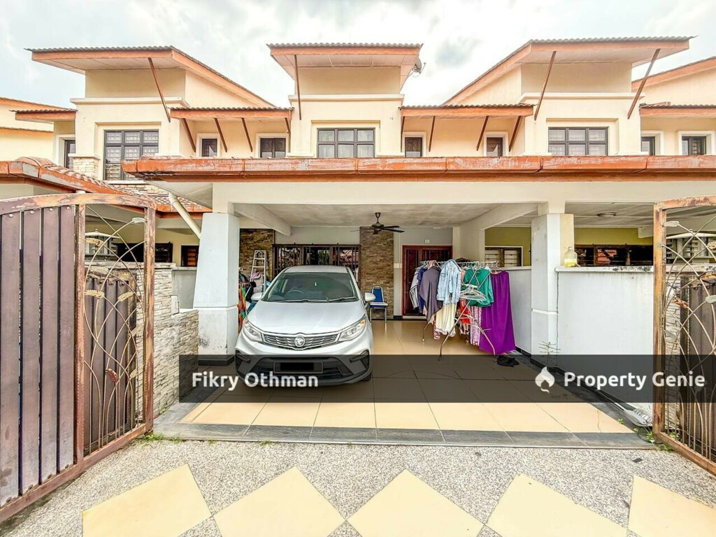 Bandar Nusaputra Presint 2 Double Storey Superlink