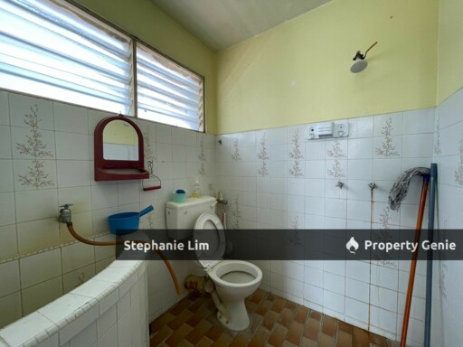 Double Storey Terrace in Island Glades