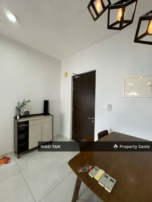 Royal Strand @ Country Garden Danga Bay | Fully Furnished Unit For Sale