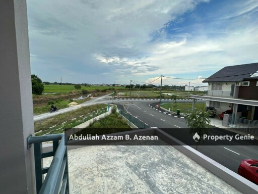 BANGLO 2 TINGKAT TANAH LUAS TAMAN HIJRAH