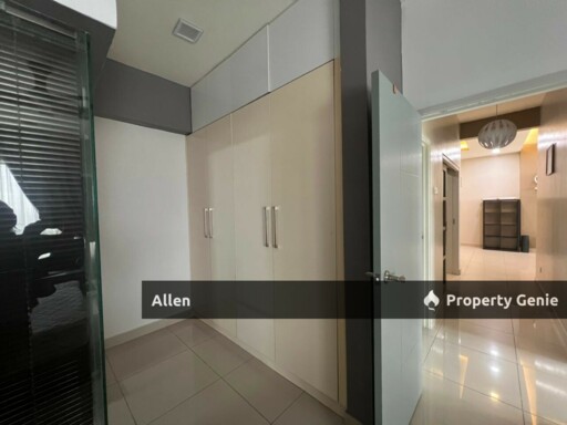 Singapore & Sea View! Fully Furnished 3-Bed Unit @ Tropez Residences for Rent