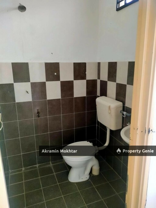 Freehold & Non Bumi | Taman Desa PD Fasa 2,  Jalan Desa PD 2/4, Taman Desa PD, 71200 Port Dickson, Negeri Sembilan.
