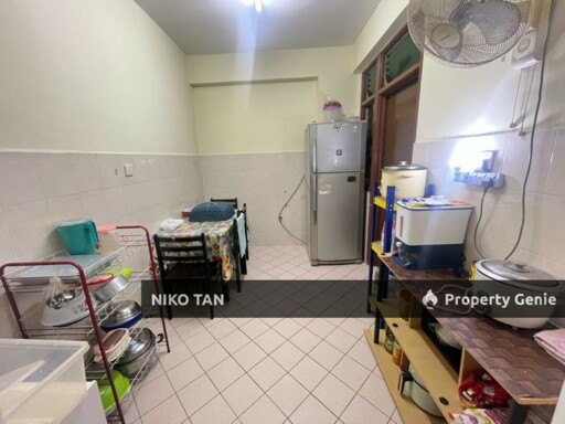 Apartment Bayu Puteri 1 With Strategic Location For Sale