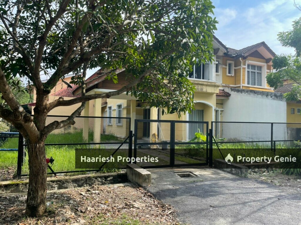 Semi D Seksyen 9 Bandar Puncak Alam