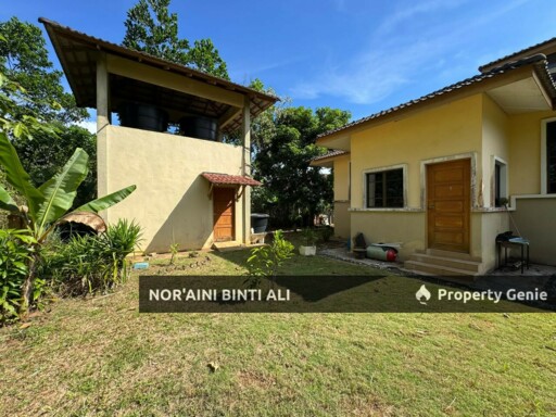 BUNGALOW LUAS + 2 LOT TANAH | KG CHENDERING, PERMATANG BADAK, KUANTAN