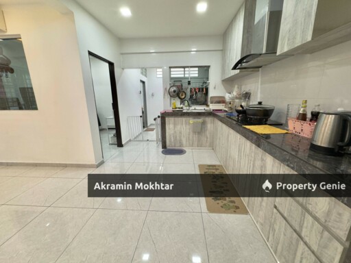 FULLY RENOVATED & FULLY FURNISHED | 2-STOREY TERRACE END LOT TAMAN PUCHONG UTAMA, PUCHONG