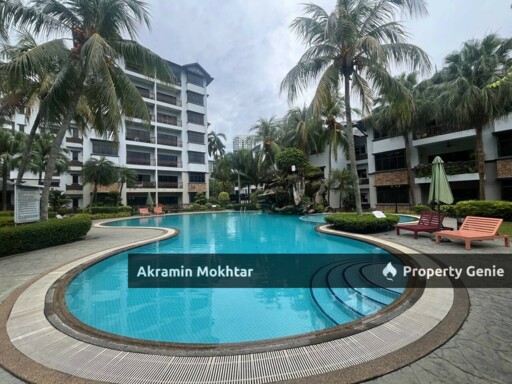 Freehold & Partially Furnished | D’Melor Condominium, Cyberjaya  Corner Unit for Sale [FACING POOL