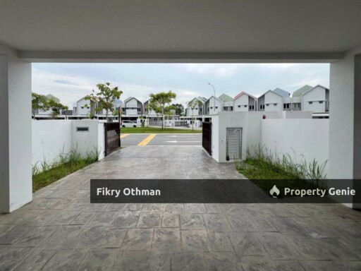 Facing Open Double Storey Superlink Serene Heights (Type Frischia), Bangi