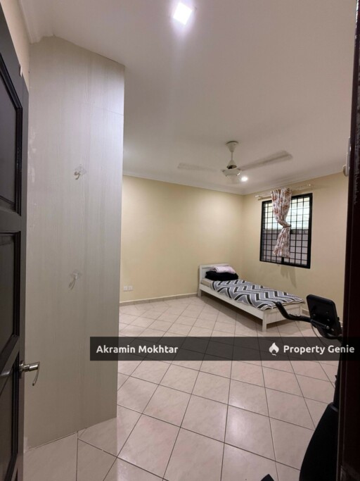 RENOVATED, PARTIALLY FURNISHED & 2 PARKING | (SPACIOUS UNIT) SRI LOJING CONDOMINIUM, SECTION 10,  WANGSA MAJU KUALA LUMPUR