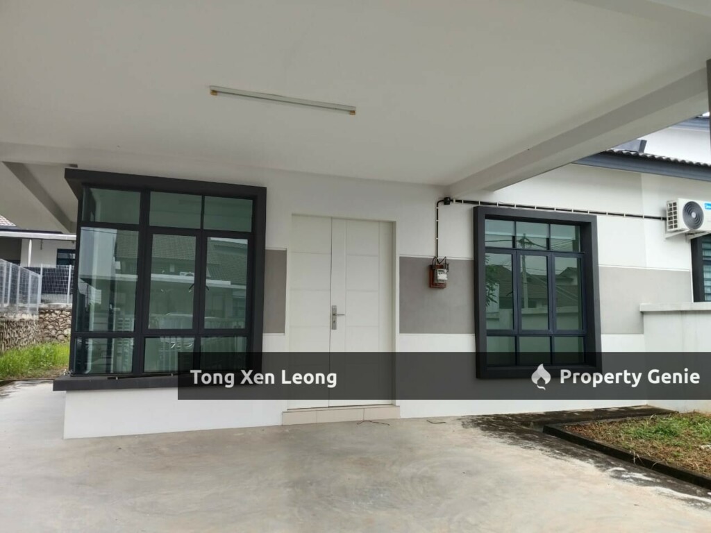Single Storey SemiD @ Durian Tunggal For Sale !!